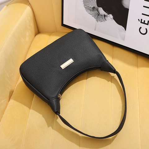 Borsa Sottobraccio Da Donna A Tracolla Motivo Lychee In Pelle PU Borsa Hobo Con Decoro In Metallo Dorato