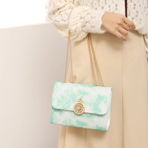 Women Chain Crossbody Bag PU Leather Tie Dye Gradient Pattern Gold Crown Buckle Quilted Fashion Shoulder Handbag