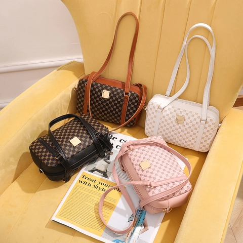 Fashion Women PU Leather Shoulder Bag Retro Monogram Print Small Square Crossbody Bag With Dual Straps Elegant