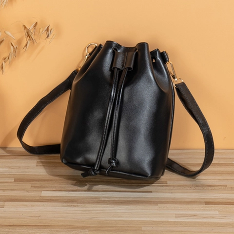 Mini Bolso De Cubo Con Cordón Bolso De Hombro De Cuero PU Suave Para Mujer Color Sólido Informal Viaje