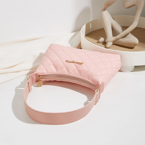 Bolso De Axila Acolchado Mujeres Cuero PU Bolso De Hombro Diamante Cremallera Versátil Elegante Retro Color Sólido
