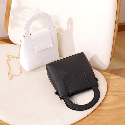 Minibolso De Mano Para Mujer Moda Cuero PU Asa Hombro Bolso Bandolera Con Cadena De Metal Dorado Color Sólido Elegante