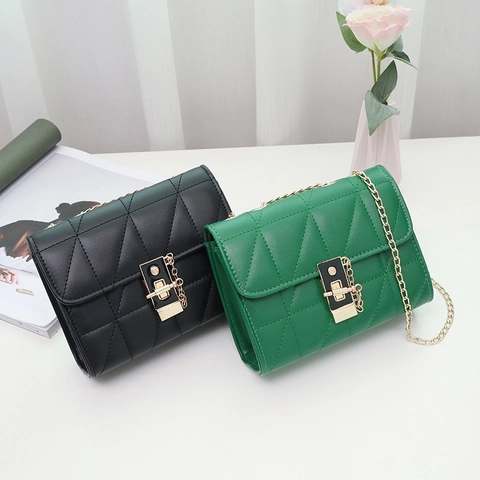 Dames Gewatteerde Crossbodytas PU Leer Ruitpatroon Metalen Ketting Kleine Vierkante Schoudertas Met Slot