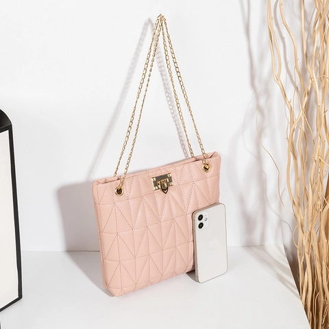 Sac Bandoulière Matelassé Femmes Cuir PU Géométrique Chaîne Sac À Épaule Fourre-Tout Avec Fermoir À Tourniquet Doré