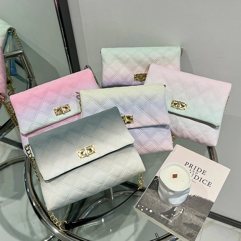 Women Diamond Quilted PU Leather Crossbody Bag Gradient Color Gold Chain Strap Turn-lock Elegant Shoulder Bag