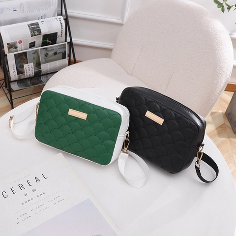 Women Quilted Crossbody Bag PU Leather Fish Scale Pattern Small Square Shoulder Bag With Adjustable Wide Strap
