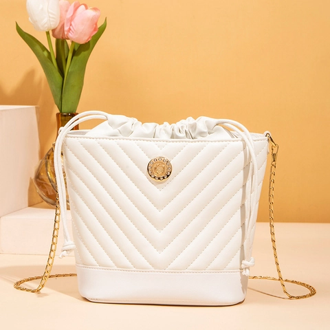 Women's Fashion Quilted Chevron PU Leather Bucket Bag With Gold Chain Shoulder Strap Drawstring Daily Crossbody Handbag