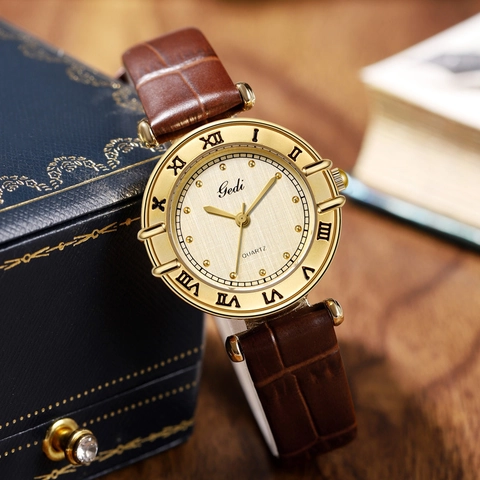 Women Quartz Watch With Leather Strap And Alloy Case Vintage Roman Numeral Dial Waterproof Elegant Retro Wristwatch