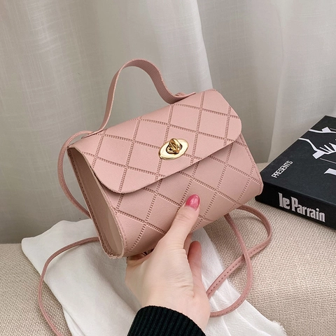Women's Quilted Small Crossbody Bag PU Leather Elegant Square Shoulder Handbag With Metal Turn Lock Vintage Style