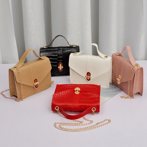 Women Retro Crocodile Pattern Small Square Bag With Artificial Pearl Lock And Golden Chain Strap PU Leather Crossbody Handbag