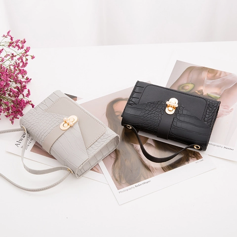 Women Mini Square Shoulder Bag PU Leather Crocodile Pattern Artificial Pearl Metal Buckle Retro Elegant Top Handle Crossbody