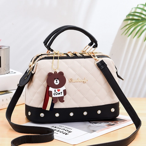 Gewatteerde PU Leren Tote Tas Ruitpatroon Schoudertas Crossbody Dokterstas Met Metalen Klinknagels En Handvat Voor Dames