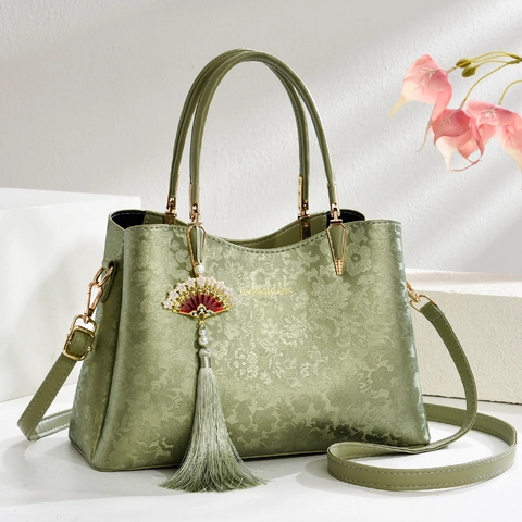 Dames Handtas PU Leer Met Bloemenreliëf Chinese Stijl Retro Elegante Forens Tas Met Handvat En Waaier Kwastje Hanger