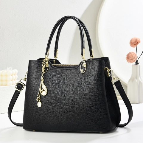 Women Handbag Lychee Pattern PU Leather Elegant Tote With Gold Hardware Note Tassel Pendant Crossbody Shoulder Bag