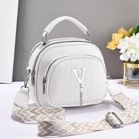 Women Shoulder Bag PU Leather Crocodile Pattern Multi-Zipper Crossbody Handbag With Wide Geometric Strap V Tassel Decor