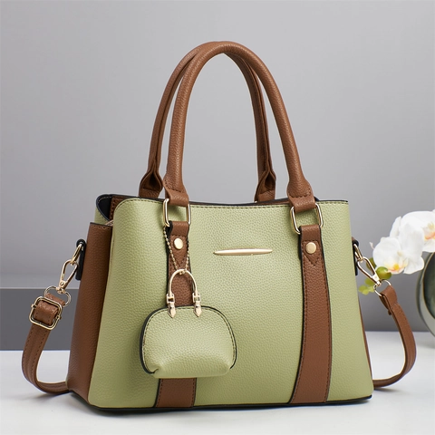 Borsa Da Donna In Pelle PU Grana Litchi Blocchi Di Colore Manico Borsa A Tracolla Con Mini Ciondolo Moda Tote