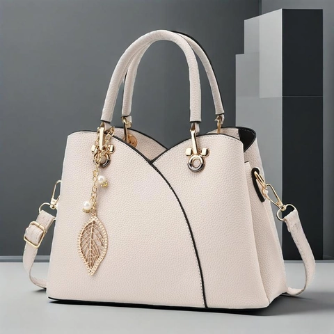 Sac À Main Femme Cuir PU Texture Litchi Sac À Bandoulière En V Pendentif Feuille Métal Décor Künstliche Perle Élégant Dames