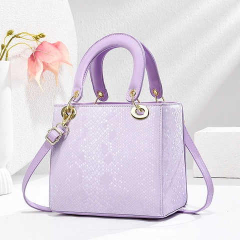 Women Snake Embossed Handbag Retro PU Leather Top Handle Crossbody Bag With Golden Hardware Elegant Shoulder Purse