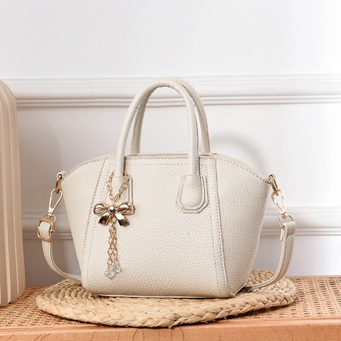 Borsa A Mano Tote In Pelle PU Grana Litchi Con Pendente A Fiocco Di Farfalla Nappa Elegante Borsa A Tracolla Per Donna