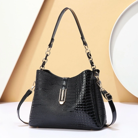 Elegant Women Shoulder Crossbody Bag PU Patent Leather Crocodile Pattern Metal Chain Triple Layer Versatile Fashion Handbag