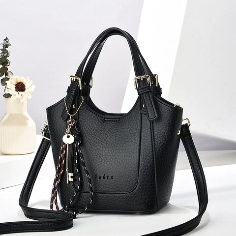 Damen Handtasche PU Leder Lychee Muster Eimer Tote Schultertasche Umhängetasche Mit Schlüsselanhänger Mode Pendeln Elegant
