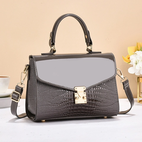 Women Crocodile Embossed Shoulder Bag Patent Leather Flap Top Handle Crossbody Purse With Gold Metal Lock Elegant