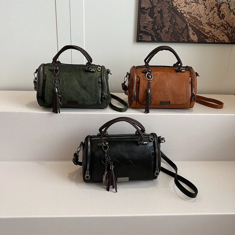 Retro PU Leather Boston Barrel Bag With Tassel Cat Charm Large Capacity Crossbody Handbag For Women Vintage Style