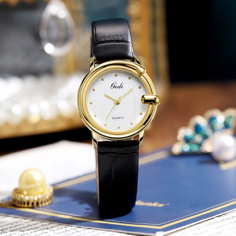 Women Retro Quartz Watch Vintage Luxury Ladies Wristwatch With Crocodile Pattern Leather Strap Waterproof Round Dial