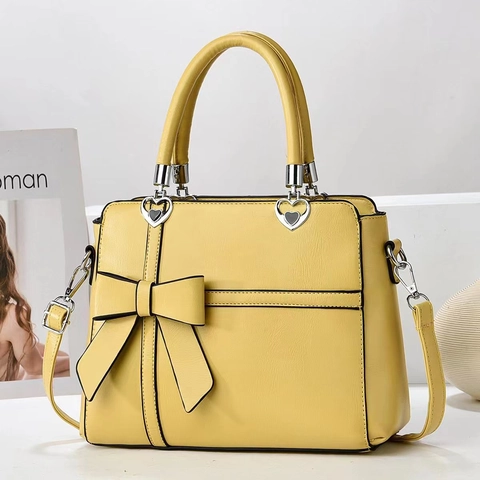 Bolso De Mano Mujer Cuero PU Lazo Corazón Metal Gran Capacidad Correa De Hombro Desmontable Elegante