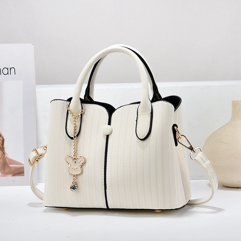 Bolso De Mano Para Mujer De Cuero PU Rayas Verticales Bandolera Con Colgante De Conejo Elegante Diario Oficina