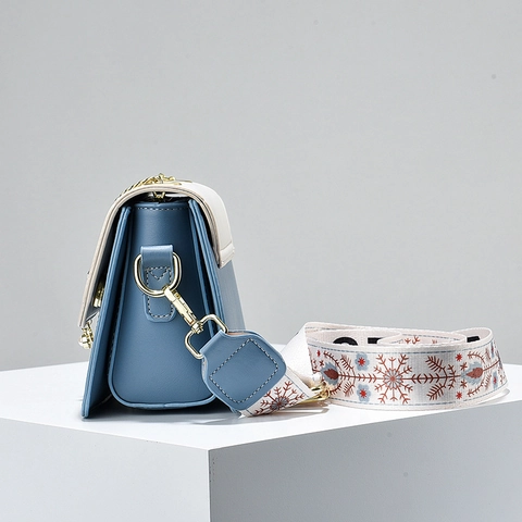 Bolso Bandolera Mujer Cuero PU Acolchado Corazón Color Contraste Hebilla Cisne Dorada Decoración Perlas Artificiales Correa Tejida Ancha