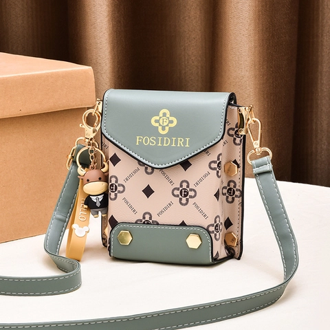Mini Umhängetasche Handy Tasche PU Leder Monogramm Print Magnetverschluss Mit Cartoon Anhänger Vintage Schultertasche Für Damen