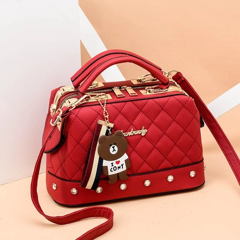 Boston Handbag PU Leather Quilted Rhombic Pattern Metal Studs Zipper Closure Top Handle Shoulder Bag Women Chic