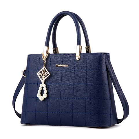 Bolso De Mano Acolchado Para Mujer Cuero PU Patrón De Lichi Gran Capacidad Bolso De Hombro Con Colgante De Perlas Artificiales