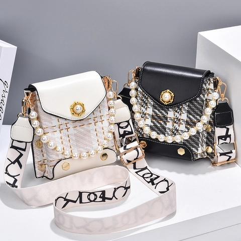 Tweed PU Leather Crossbody Bag Small Shoulder Bag With Artificial Pearl Handle Wide Graphic Strap Rivet Accents Elegant Square Purse