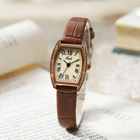 Elegant Tonneau Quartz Watch Women Alloy Case Rhinestone Vintage Roman Numerals Leather Strap Waterproof Luxury Wristwatch