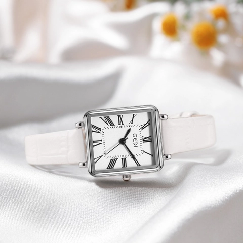 Retro Square Women Quartz Watch Roman Numerals Dial Leather Strap Waterproof Elegant Fashion Wristwatch