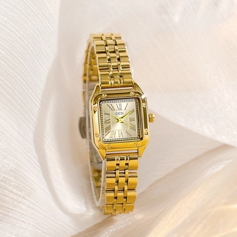 Women Quartz Watch Luxury Square Dial Roman Numerals Stainless Steel Strap Vintage Elegant Waterproof Wristwatch