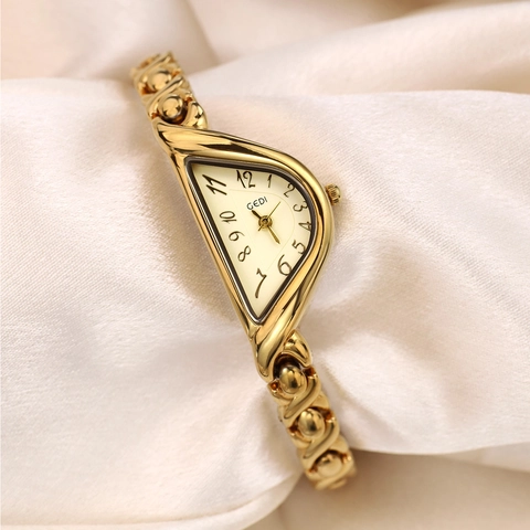 Reloj De Cuarzo Para Mujer Esfera Geométrica Irregular Correa De Pulsera De Aleación Retro Elegante Impermeable
