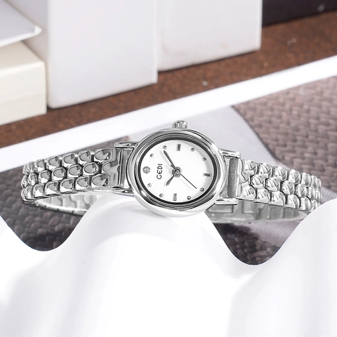 Orologio Al Quarzo Da Donna Quadrante Ovale Cinturino In Acciaio Inossidabile Vintage Elegante Squisito Resistente All'acqua
