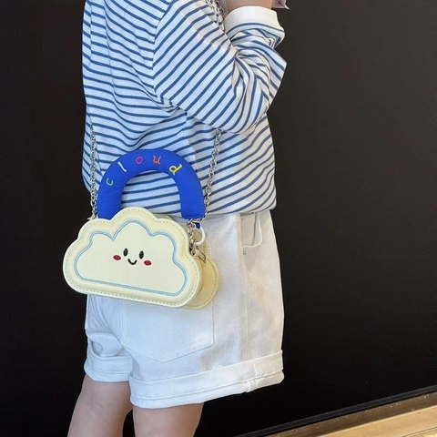 Kinder Cloud Shaped Handtasche PU Leder Mini Schulter Umhängetasche Mit Lächeln Stickerei Und Kette Riemen Für Mädchen