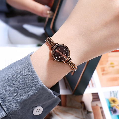 Women Quartz Watch Elegant Alloy Bracelet Wristwatch Stainless Steel Back Vintage Small Round Dial Waterproof Fashion Jewelry Clasp