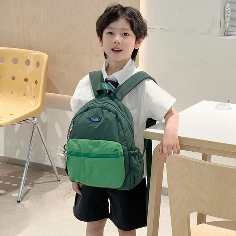 Kinderrugzak Lichtgewicht Nylon Schooltas Effen Kleur Voor Jongens Meisjes Met Schattige Hondenhanger Casual Reizen