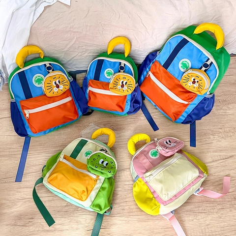 Kinder Rucksack Color Block Nylon Atmungsaktiv Schultasche Mit Cartoon Tieranhänger Für Kindergarten Schüler Leicht