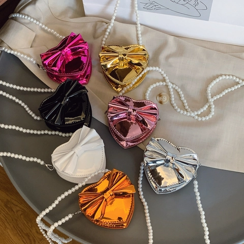 Girls Heart Shaped Crossbody Bag Shiny PU Leather Mini Purse Bow Decor Artificial Pearl Chain Strap Fashion Accessory