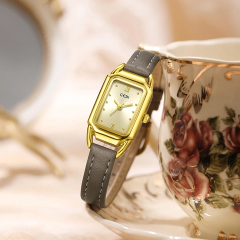 Orologio Al Quarzo Da Donna Elegante Cassa Rettangolare Dorata Cinturino In Pelle Vintage Impermeabile Moda