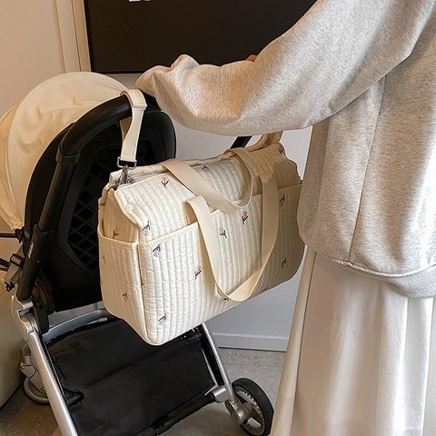 Quilted Diaper Bag Large Capacity Shoulder Tote For Mothers Travel Stroller Hanging Bear Tulip Embroidery Fabric
