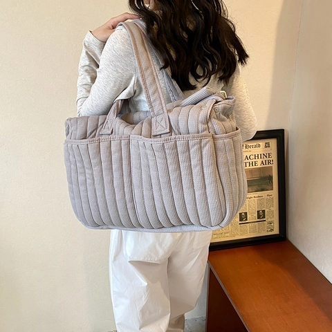 Borsa Per Pannolini Grande Capacità In Nylon Trapuntato Tote Per Mamma Con Ganci Passeggino Multi-Tasche Grigio