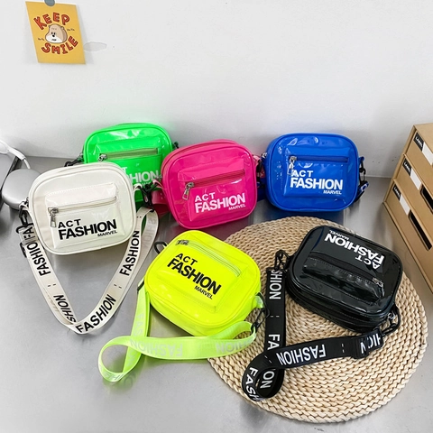 Kinder Mini Umhängetasche Brusttasche Lackleder Alphabet Aufdruck Breiter Riemen Trendy Cool Für Jungen Mädchen