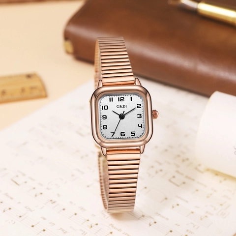 Women Quartz Watch Vintage Square Sugar Dial Waterproof Alloy Elastic Strap Elegant Ladies Wristwatch